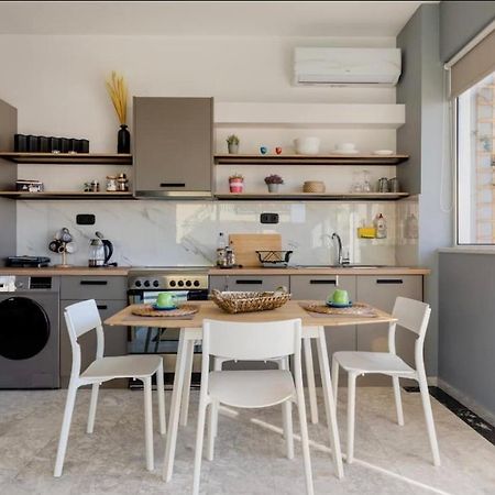 Apartament Loft With Private Parking Ateny Zewnętrze zdjęcie