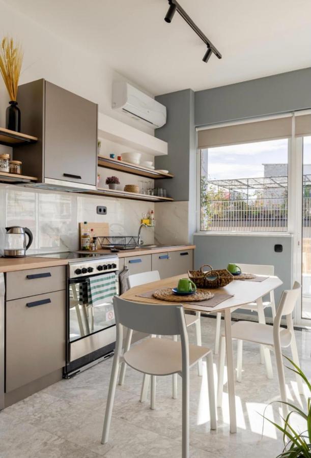 Apartament Loft With Private Parking Ateny Zewnętrze zdjęcie